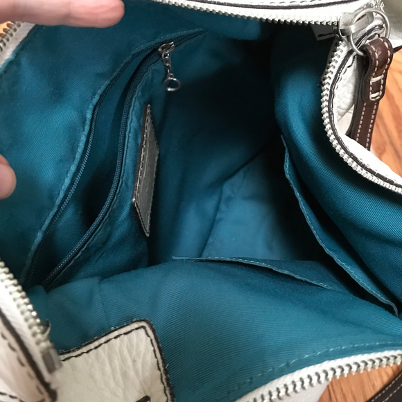 Coach E898 Chelsea Chalk Pebble Large hobo - Picture 6 of 8